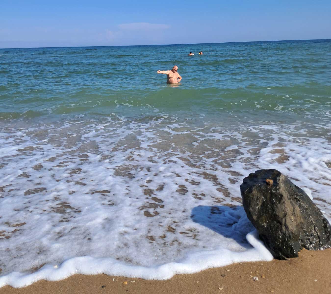 Море в Кароліно-Бугаз